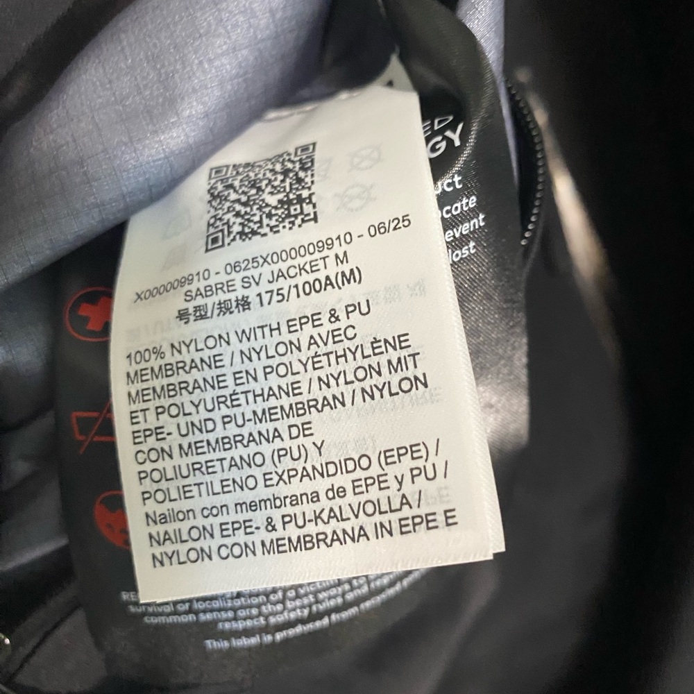 Arc'teryx  Sabre SV Black Men's Jacket - Picture 15 of 16